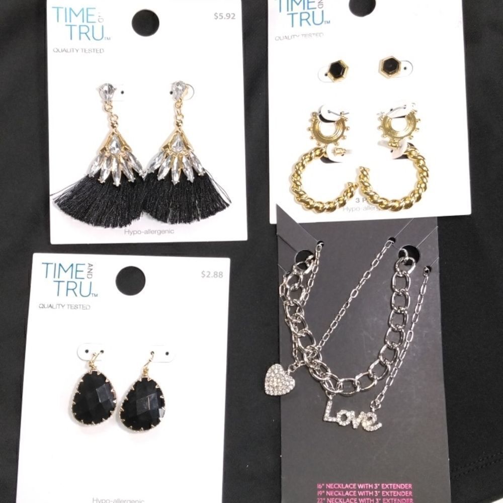 Women's Jewelry Lot 